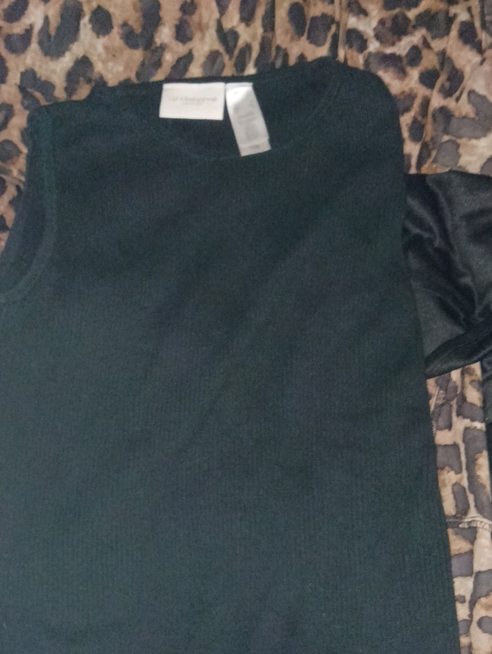 Liz Claiborne Men's Black Crewneck Sweater